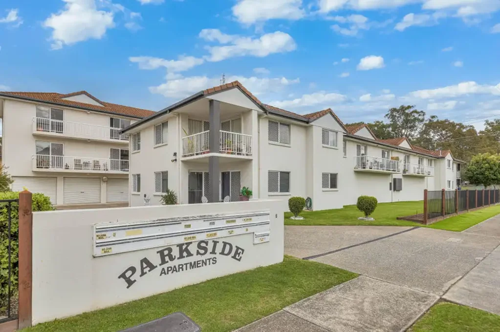 Fresh and Bright Ground Floor Unit