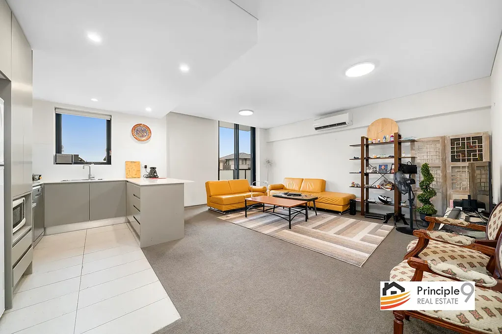 North Kellyville 2 Bedroom Spacious Stunner with a beautiful open plan