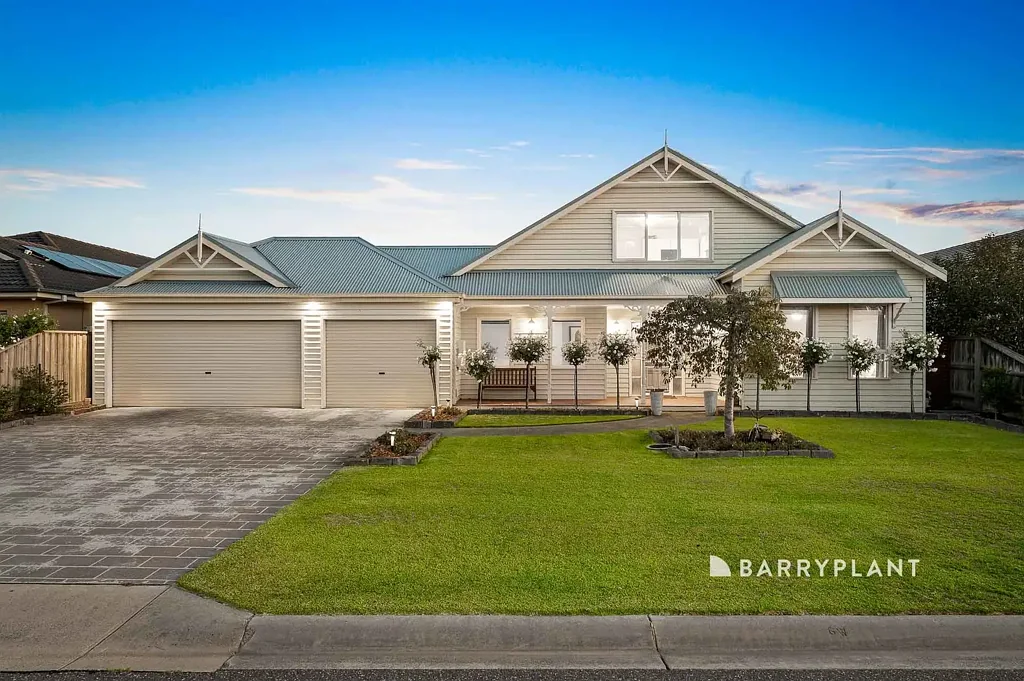 11 Whiteley Way, Pakenham, VIC 3810