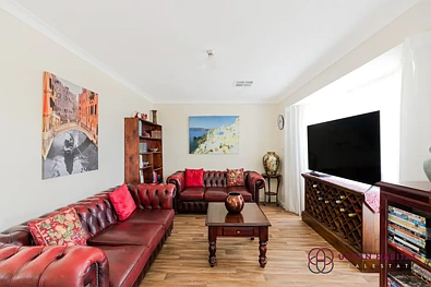 客厅 - 14 Werloo Court, Leda, WA 6170