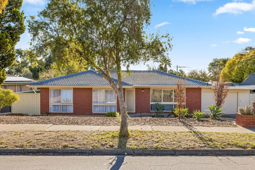 8 Addington Avenue, Surrey Downs, SA 5126