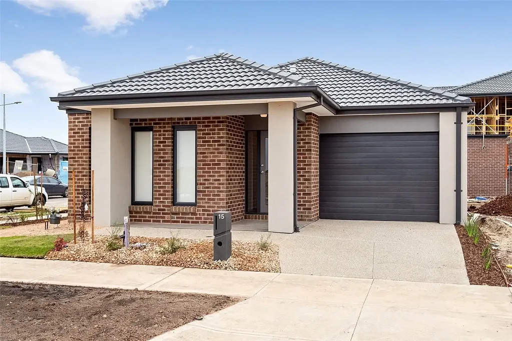 Modern Family Home in a Convenient Tarneit Location