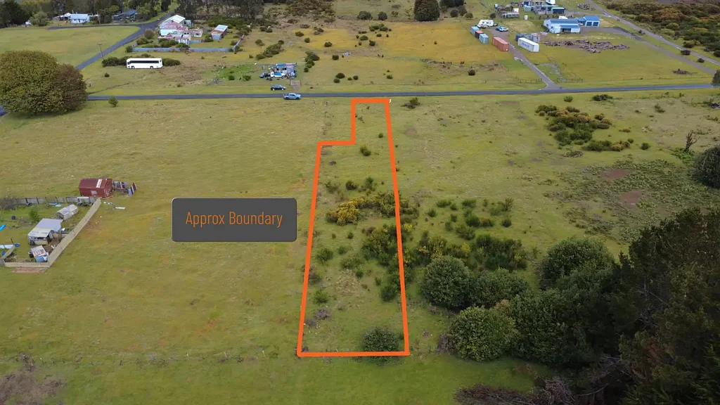 Waratah 53 English Street, Waratah 1707m² Village Zone Allotment