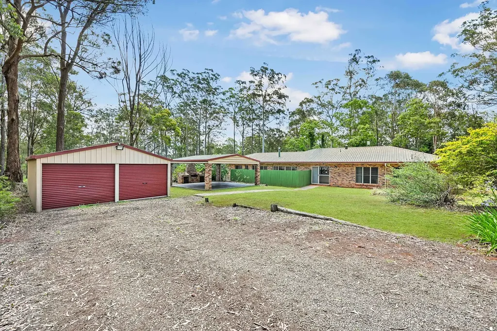 163 Keys Road, Hampton, QLD 4352