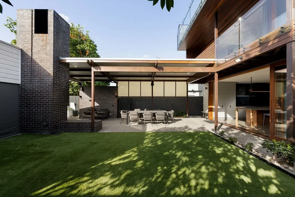 New Farm 4 Slaapkamer "Raw House" an original Shaun Lockyer Architects design