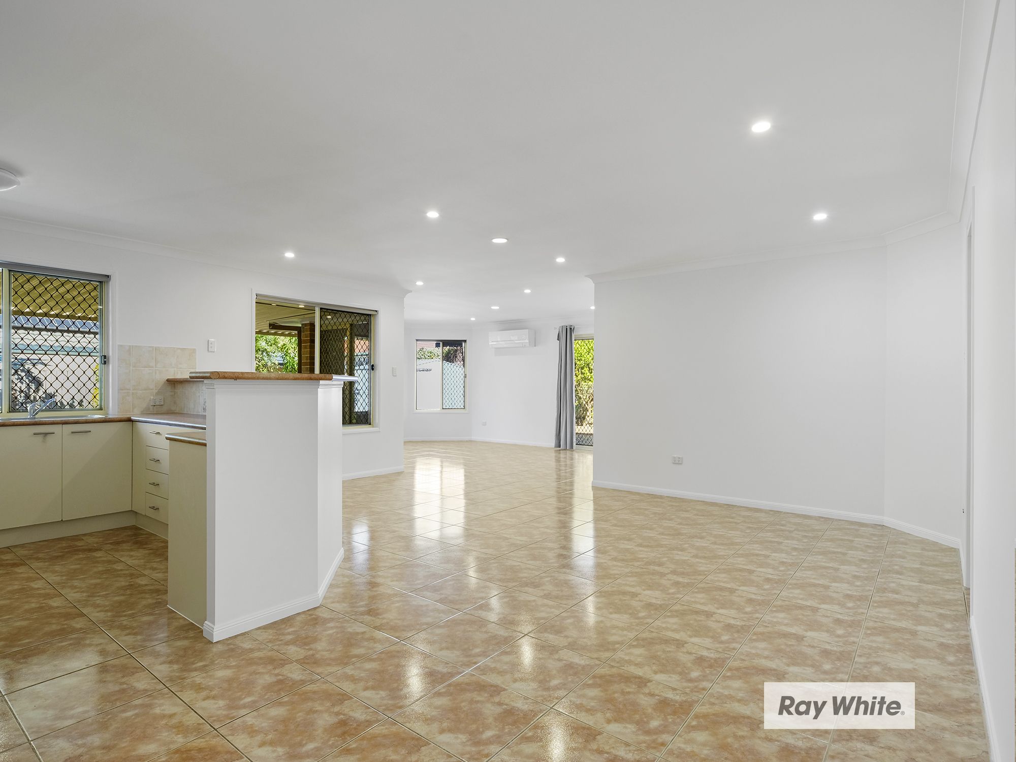 9 SUGARLOAF ST, FOREST LAKE QLD 4078, 0 chambres, 0 salles de bain, House