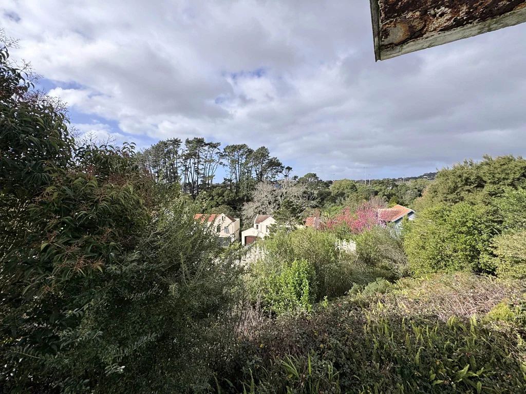 2 - Bedroom Unit on Great North Road - Prime L...