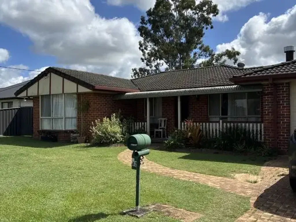 Lovely Brick & Tile Home