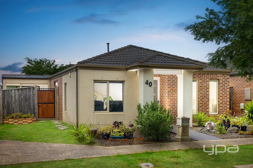 40 Waves Drive, Point Cook, VIC 3030