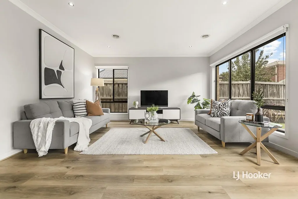 Point Cook 3 Bedroom Where Lifestyle Meets Location - Alamanda School Zone