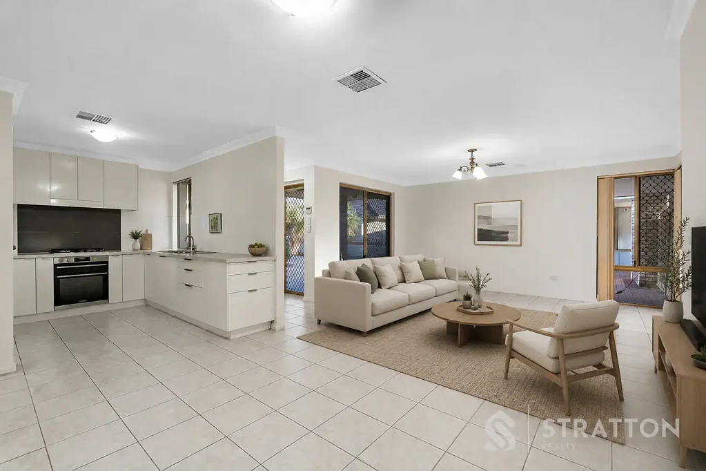 Cannington 3Habitaciones Freshly Updated, Low-Maintenance Living In A Convenient Location!!