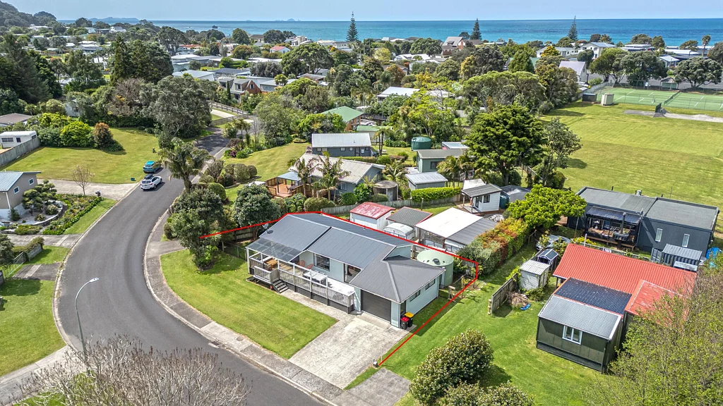 Whiritoa 3 Bedroom Serious market opportunity