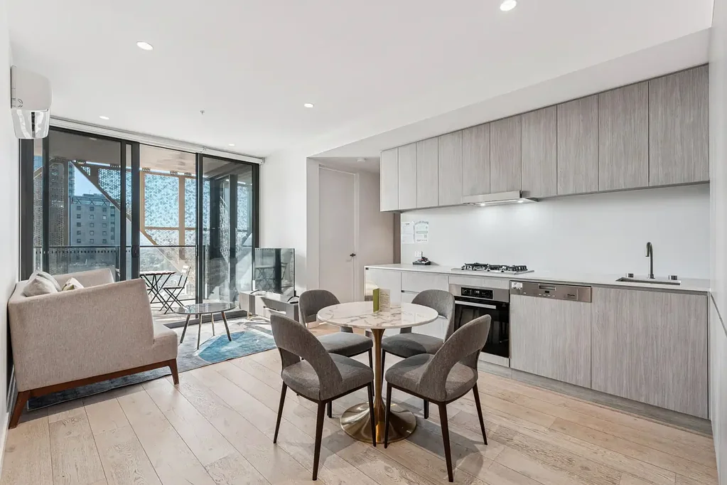 1706/15 Austin Street, Adelaide, SA 5000