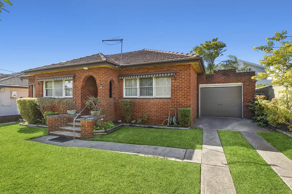 Woolooware 4 Bedroom Character Filled Home with Ample Potential