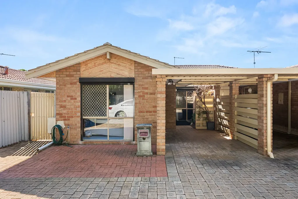 Rockingham 2房  Comfortable and convenient living in central Rockingham.