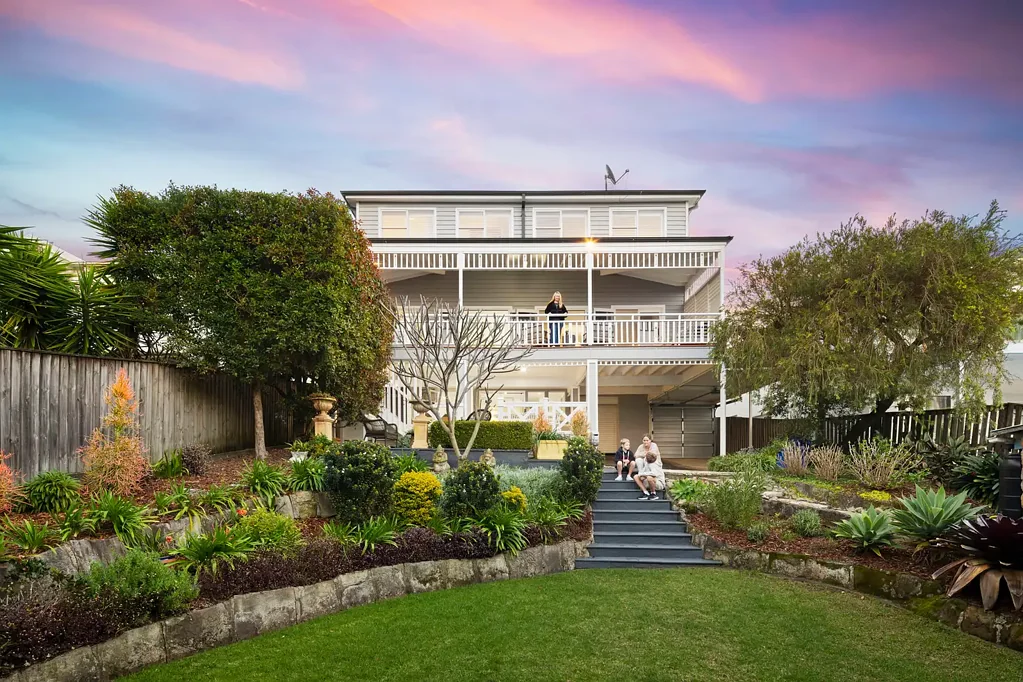Collaroy 5ਬੈੱਡਰੂਮ Timeless charm with magnificent ocean and golf course panorama