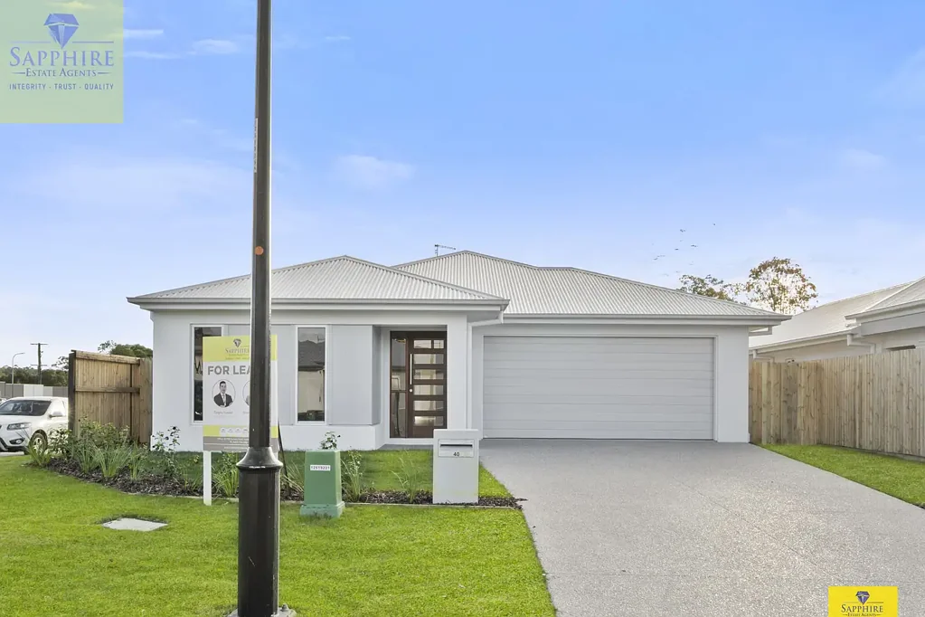 Modern Family Home for Rent – 40 Carrington Circuit, Park Ridge QLD 4125