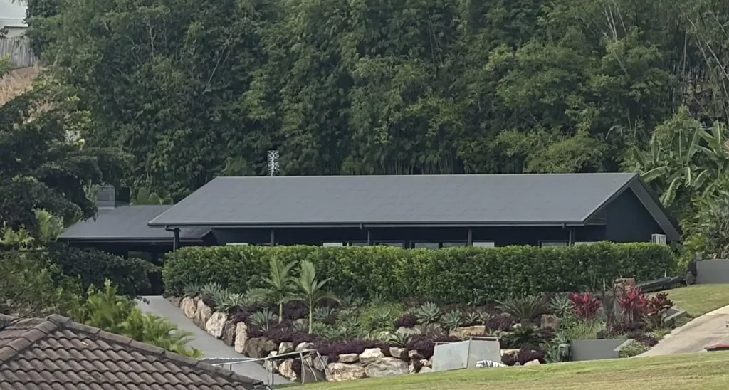 Cannonvale 2房  Architecturally Designed Coastal Retreat with Sweeping Hinterland Views - Brand New