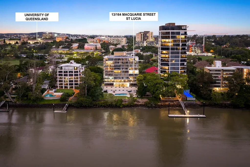 St Lucia 2ਬੈੱਡਰੂਮ Riverfront Apartment in Prestigious St Lucia Address