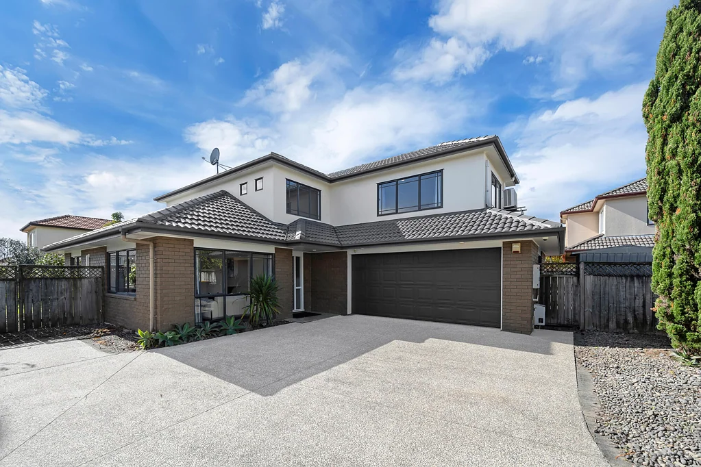 26 Thornbury Crescent, East Tamaki Heights, Manukau City, Auckland