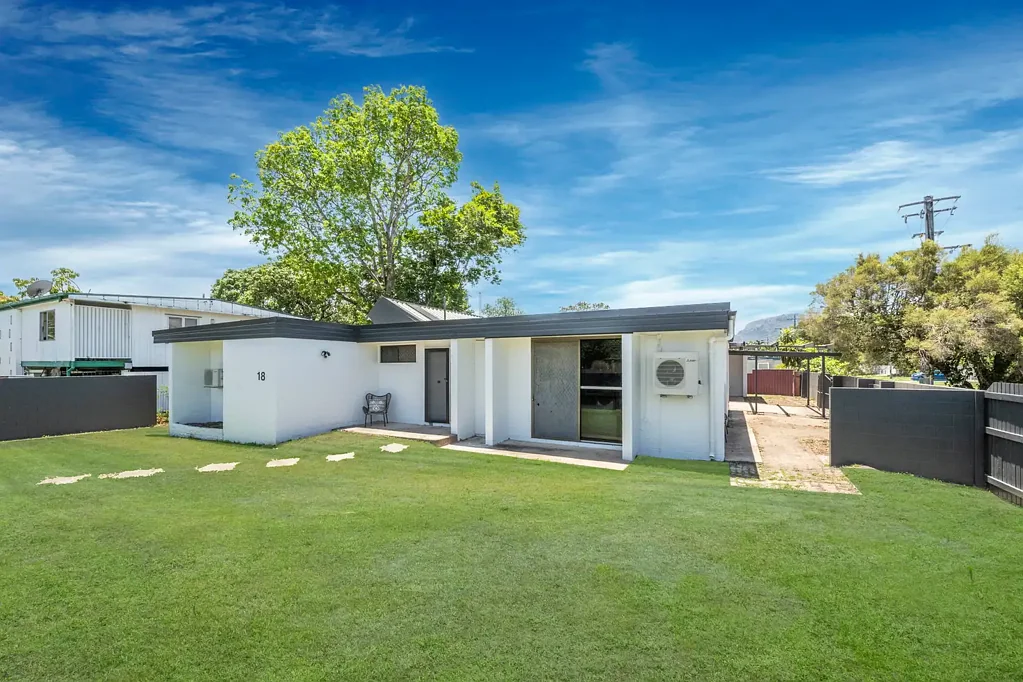 18 Bryant Street, Cranbrook, QLD 4814