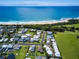 UNIT 8 33 EMERALD DR, Diamond Beach