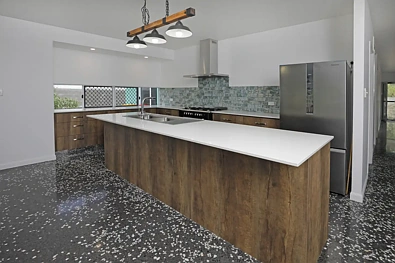 3 Baddely Close, Kewarra Beach, QLD 4879, 4房, 2浴, House