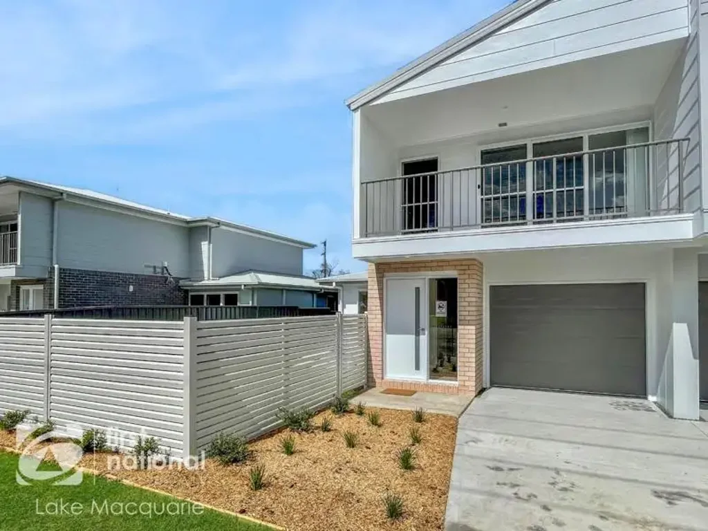 MODERN 3-BEDROOM HOME IN PEACEFUL SUBURB