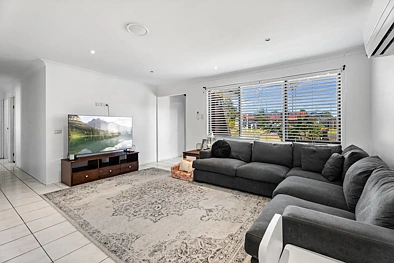 4 & 4a Windmill Place, Werrington Downs, NSW 2747, 5 habitaciones, 2 baños, House