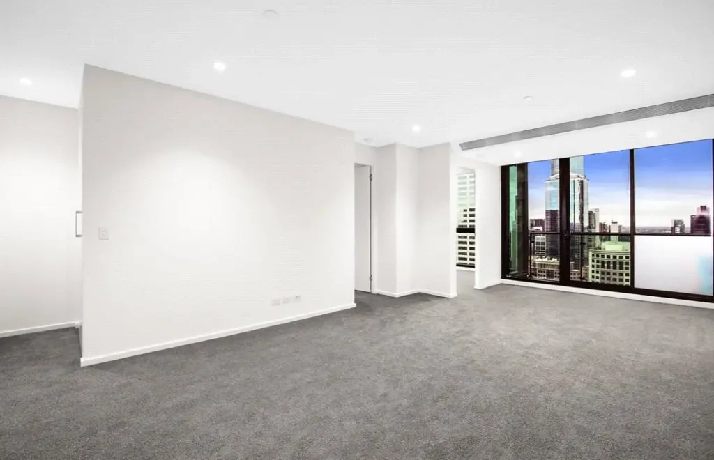 Spacious 2 Bedrooms 2 Bathrooms Apartment With Car Park