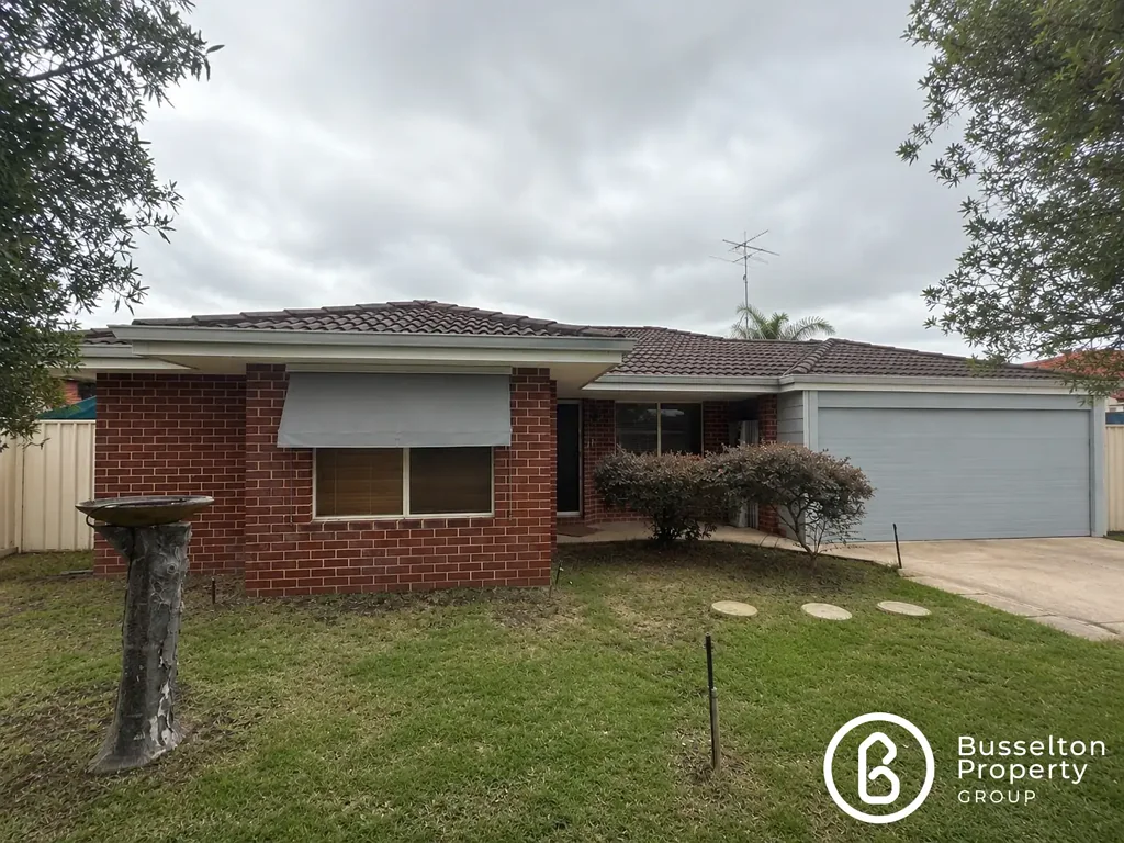 SPACIOUS FURNISHED FAMILY HOME IN CONVENIENT BUSSELTON LOCATION