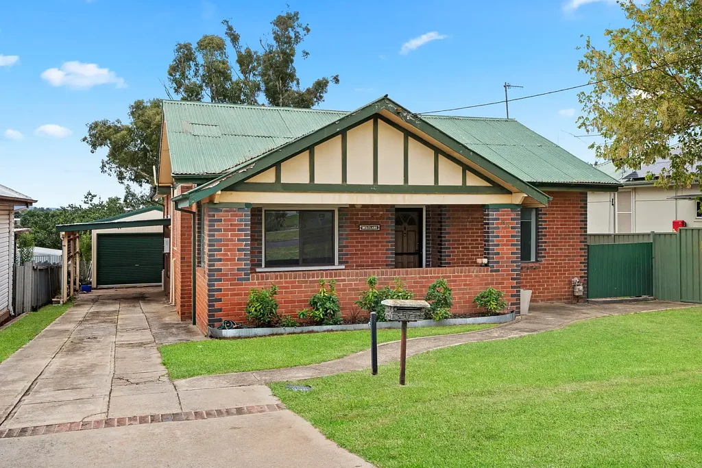 Goulburn 4chambre Elevated Family Living with Space, Views & Versatility
