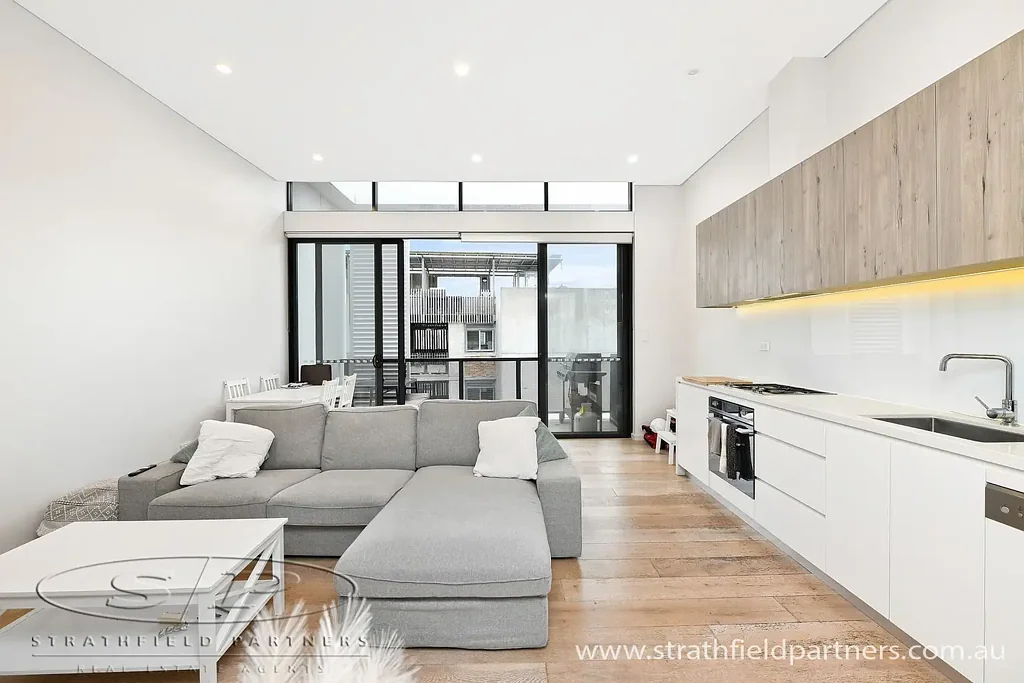 Rosebery 1 Bedroom INFINITY 8, ONE BEDROOM DELICACY SUNNY NORTH ASPECT WITH TOP FLOOR