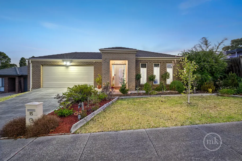 15 Woodridge Crescent, Doreen, VIC 3754