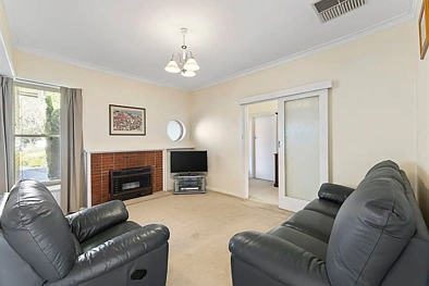 Silid Pahingahan - 13 Eversley Avenue, Enfield, SA 5085