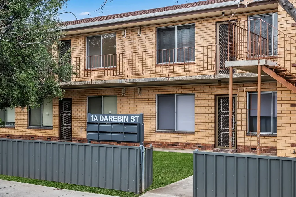 Urban Comfort Just Minutes from the City