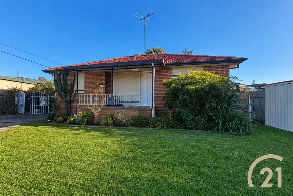 RENOVATED 3 BEDROOM FAMILY HOME!