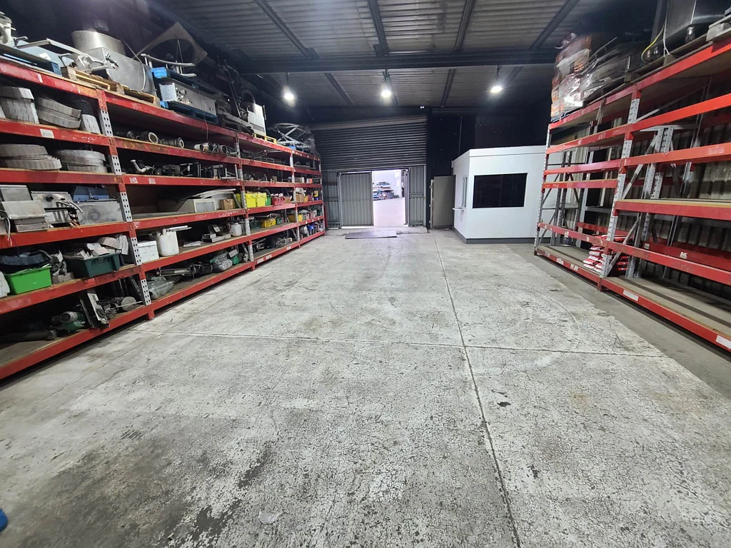 Otahuhu 131M² INDUSTRIAL PREMISES