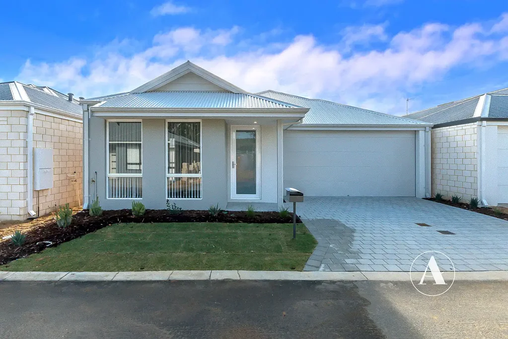 MODERN FAMILY LIVING IN THE HEART OF FORRESTFIELD