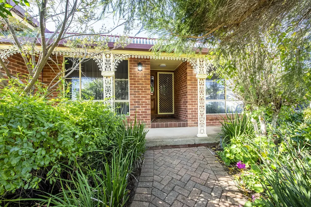 Dubbo 4कमरा A Home of Charm, Space and Everyday Comfort