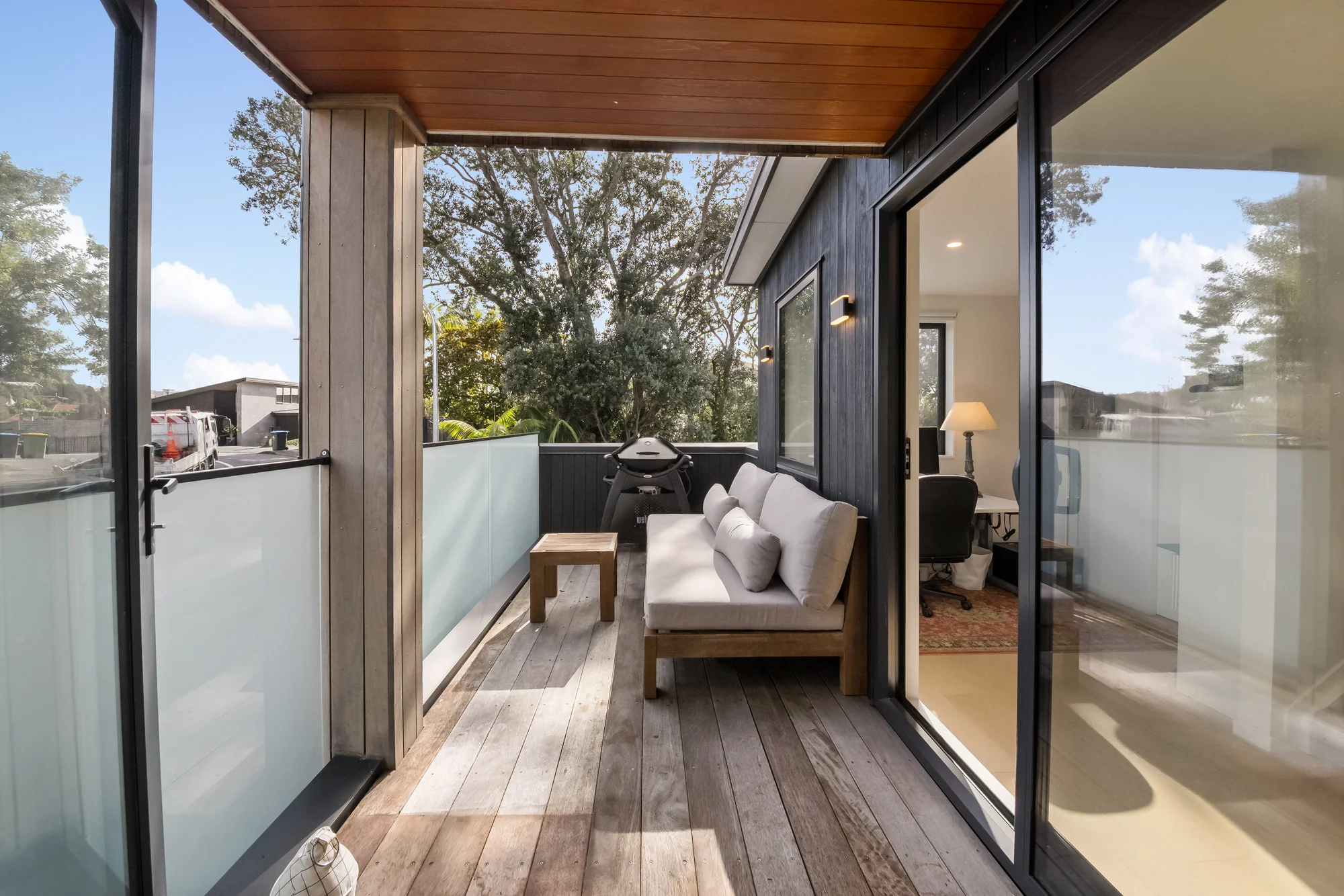 Orakei 4 Slaapkamer Low Maintenance Designer Living