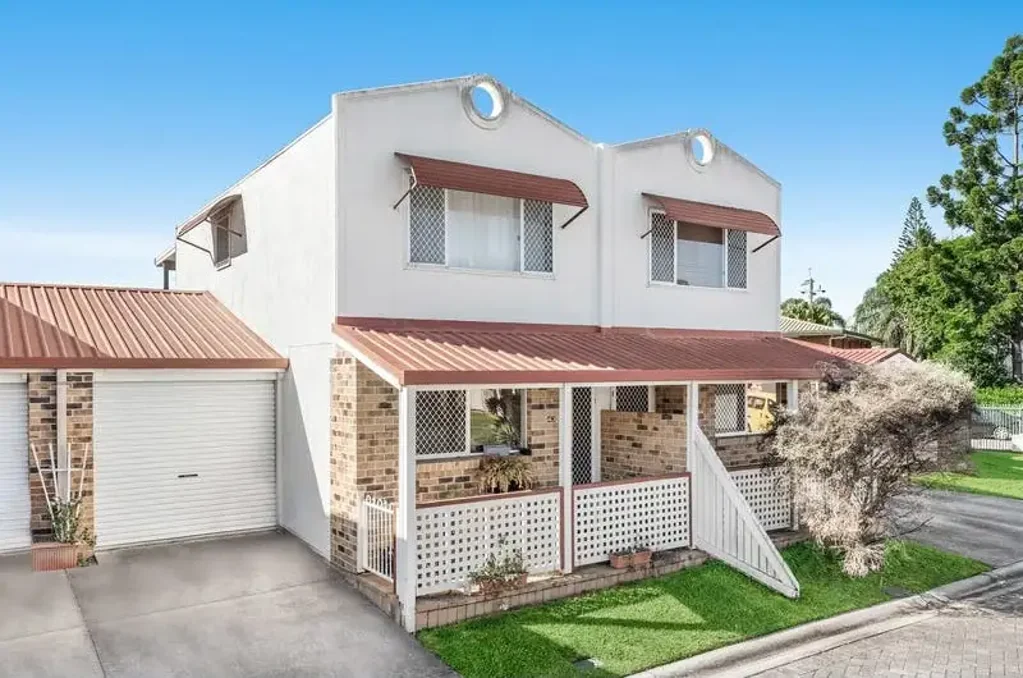 Tingalpa 2Habitaciones Low-Maintenance Living with Courtyard Charm & Lifestyle Perks