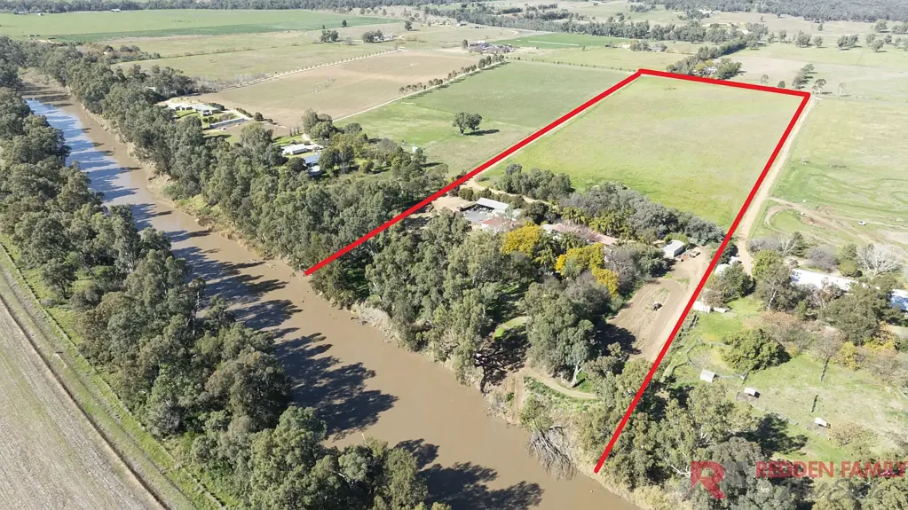 Dubbo 7Kwarto Once In A Lifetime Opportunity - 7 bedrooms, 26 acres & River Frontage!
