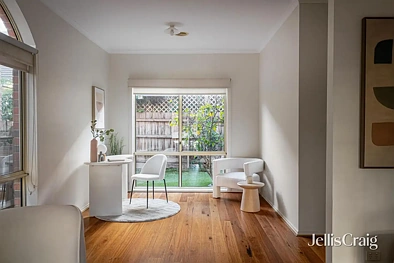 13 HESTER WALK, MACLEOD VIC 3085, 3 Kuwarto, 2 Banyo, House