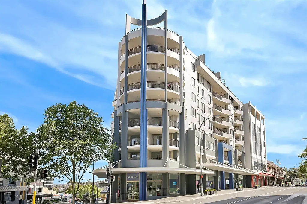 Wollongong 2 Slaapkamer Inner City Apartment | Inspect by Private Appointment