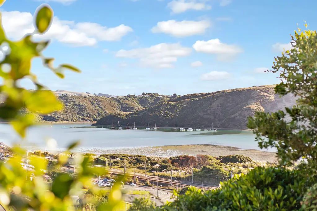 47 Kiriwai Rd, Paremata, Porirua, Wellington