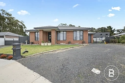 8 Richard Court, Creswick