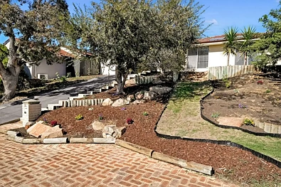 Warwick 5બેડરૂમ MOTIVATED SELLER – MUST BE SOLD - spacious Family Living with Pool on 731sqm