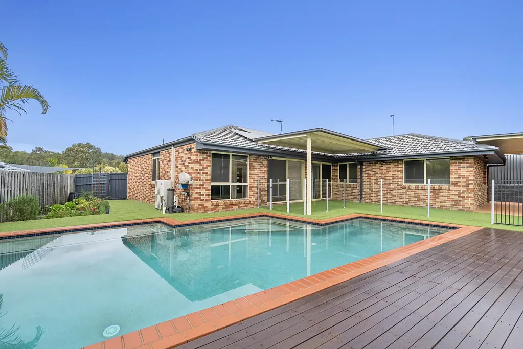 Poolside Perfection in the Heart of Mudgeeraba