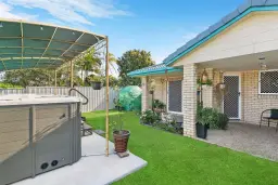 2/12 Cromer Court, Banora Point